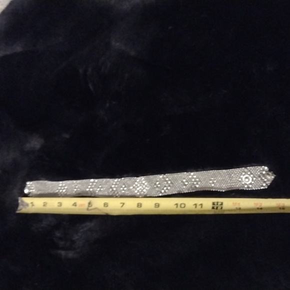 Beautiful Liquid metal choker - Picture 3 of 5